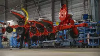 un photo Assembly seeders KUHN HUARD
