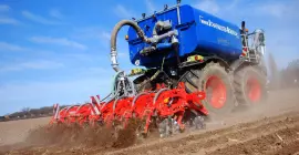 STRIGER 100 łączy wszystkie zalety siewu bezpośredniego i konwencjonalnego
