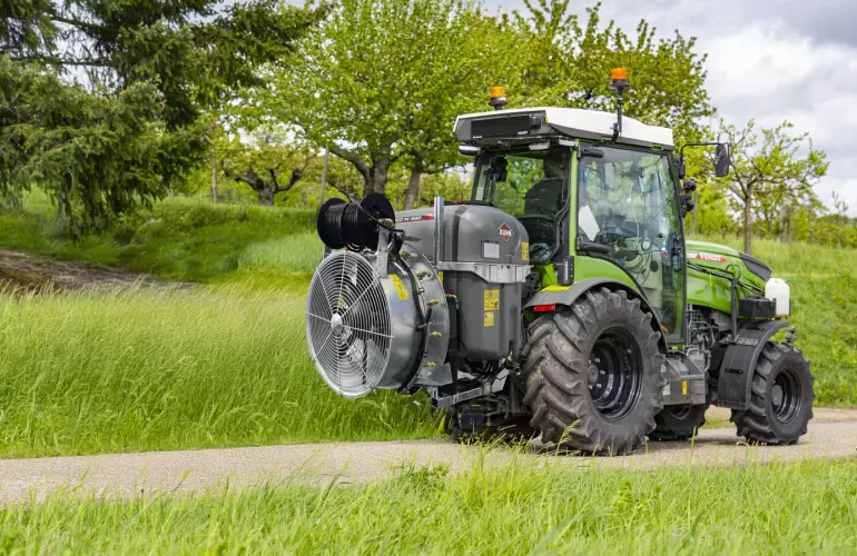 Opryskiwacz sadowniczy do sadów i winnic GEO 2 KUHN