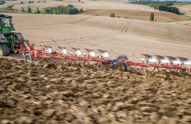 VARI CHALLENGER pług 