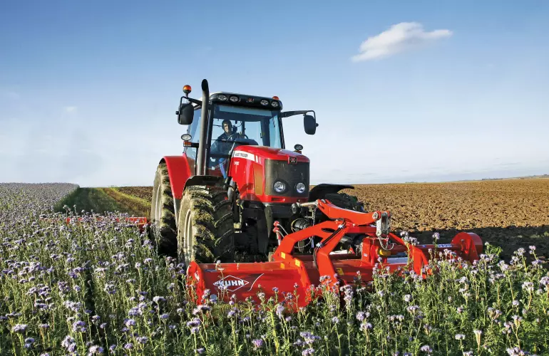 Konstrukcja ramy zaczepu rozdrabniaczy BP serii 100 jest bardzo wytrzymała.