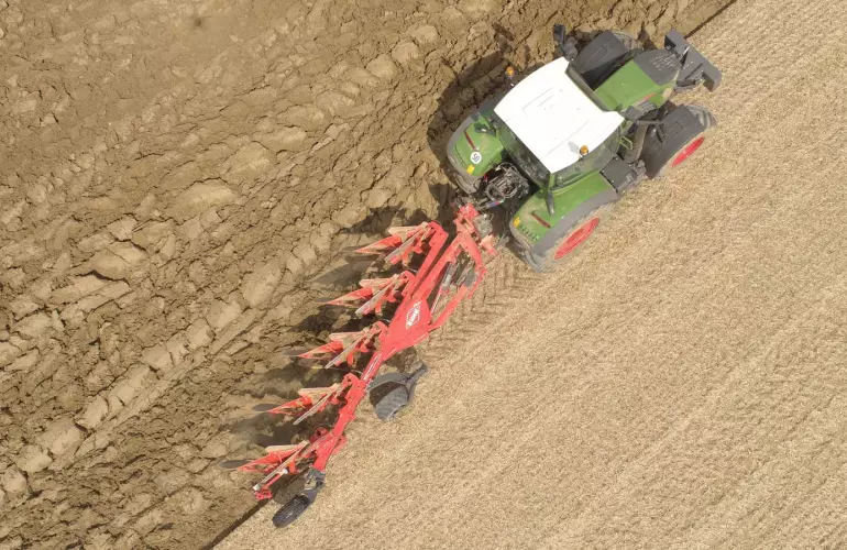 Wersja MULTI-MASTER L zapewnia jakość pracy z intuicyjnymi ustawieniami, które szybko dostosowują się do warunków pracy.