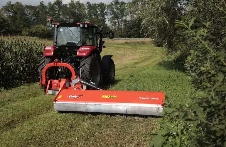 Rozdrabniacz TBES 262 podczas pracy