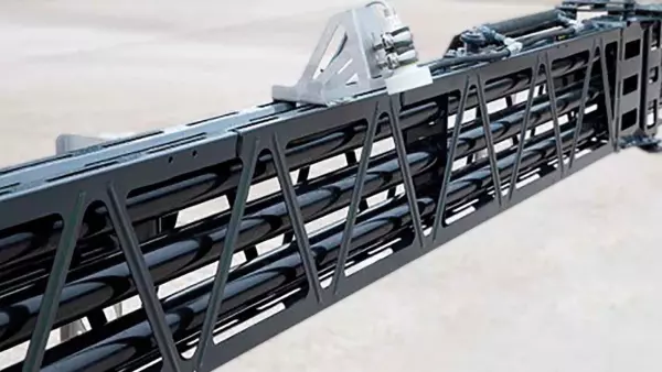 Automatyczna regulacja wysokości belki polowej dzięki "Distance Control"