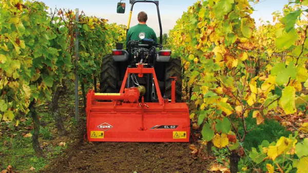 Mechaniczna walka z chwastami za pomocą glebogryzarek KUHN EL