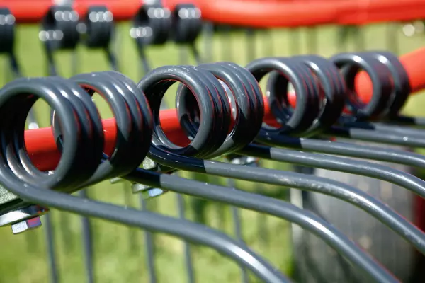 Stalowe palce poddane obróbce cieplnej