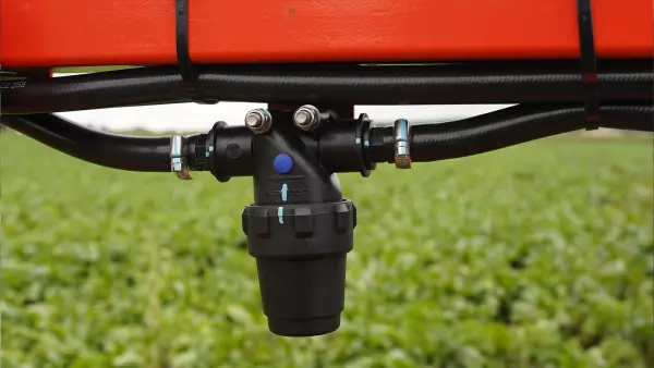 Filtr ssawny z przezroczystą osłoną