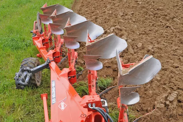 Wskaźnik zmiennej szerokości VARI-MASTER 123 jest widoczny z poziomu kabiny.