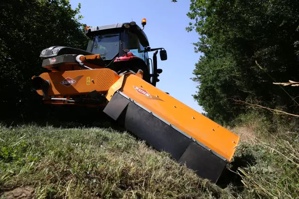 Doskonałe kopiowanie nierówności terenu i szybki rozkład resztek roślinnych