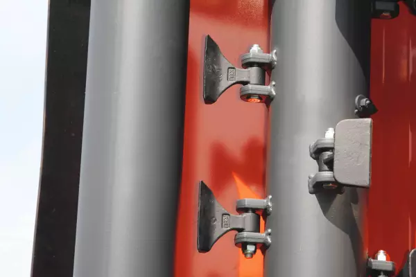 TBE i TBES są wyposażone w wał kopiujący z demontowanymi końcówkami, umieszczony jak najbliżej rotora.