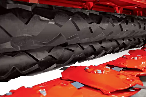 Kondycjoner rolkowy SQUAREFLEX jest idealny do delikatnej paszy