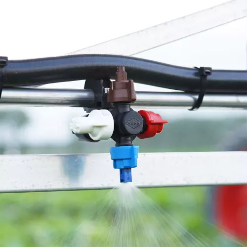 Zdjęcie głowicy Quadrijet Kuhn podczas pracy