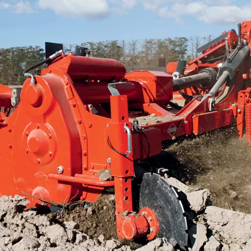 Talerze z krawędzią ząbkowaną w EL402R-600