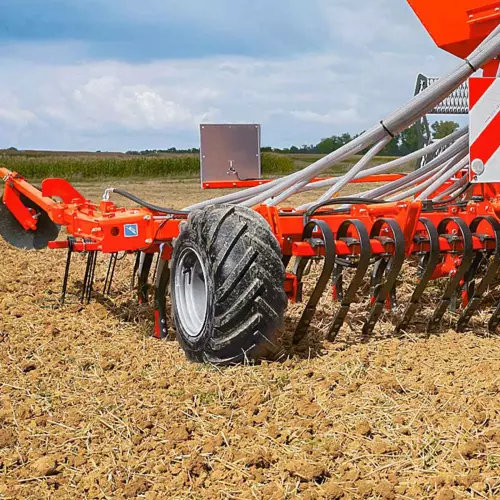 Przednia włóka wyrównująca