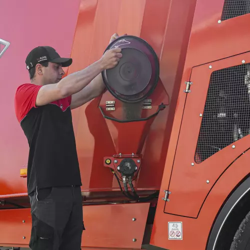 Napełniacz składników mineralnych