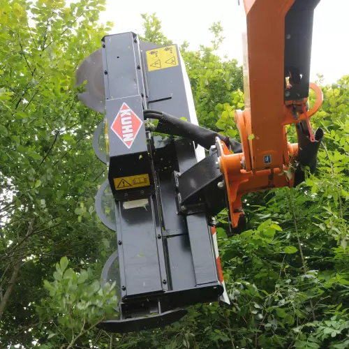 Piła do cięcia drewna o średnicy poniżej 18 cm