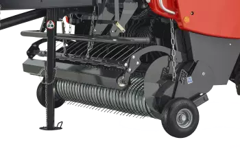 Szerokość podbieracza 230 cm.