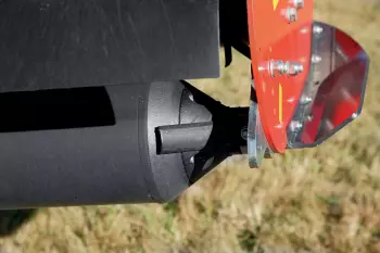 Korzystaj z zalet doskonałej konstrukcji rozdrabniacza, a w szczególności wału kopiującego z demontowanymi końcówkami