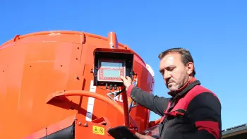 System ważenia KUHN DG600 w wozach paszowych KUHN PROFILE i EUROMIX TMR pomaga skutecznie zarządzać operacjami karmienia.