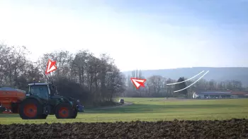 Otrzymuj dane bezpośrednio na swój terminal ISOBUS zainstalowany w kabinie ciągnika.