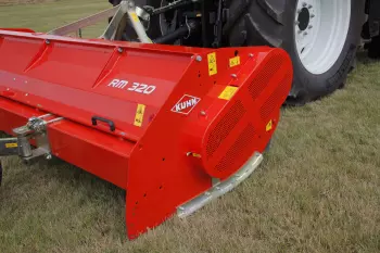 Układ napędowy po obu stronach rotora w modelach RM 320 i RM 400 jest dostosowany do ciągników o dużej mocy