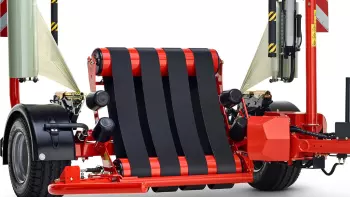 Stół do owijania bel z 4 pasami