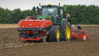 TF 2300 C au travail