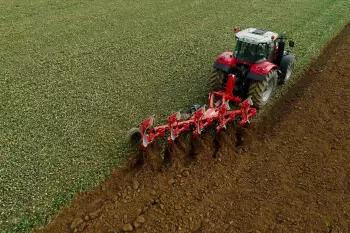Widok z góry na pług VARI-MASTER L On Land