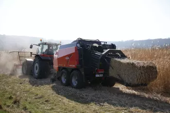 Liczne zalety zbioru miskanta lub innych roślin energetycznych za pomocą rozdrabniacza WS 320 BIO.