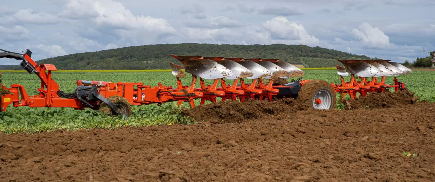 Charrue semi-portée vari-challenger